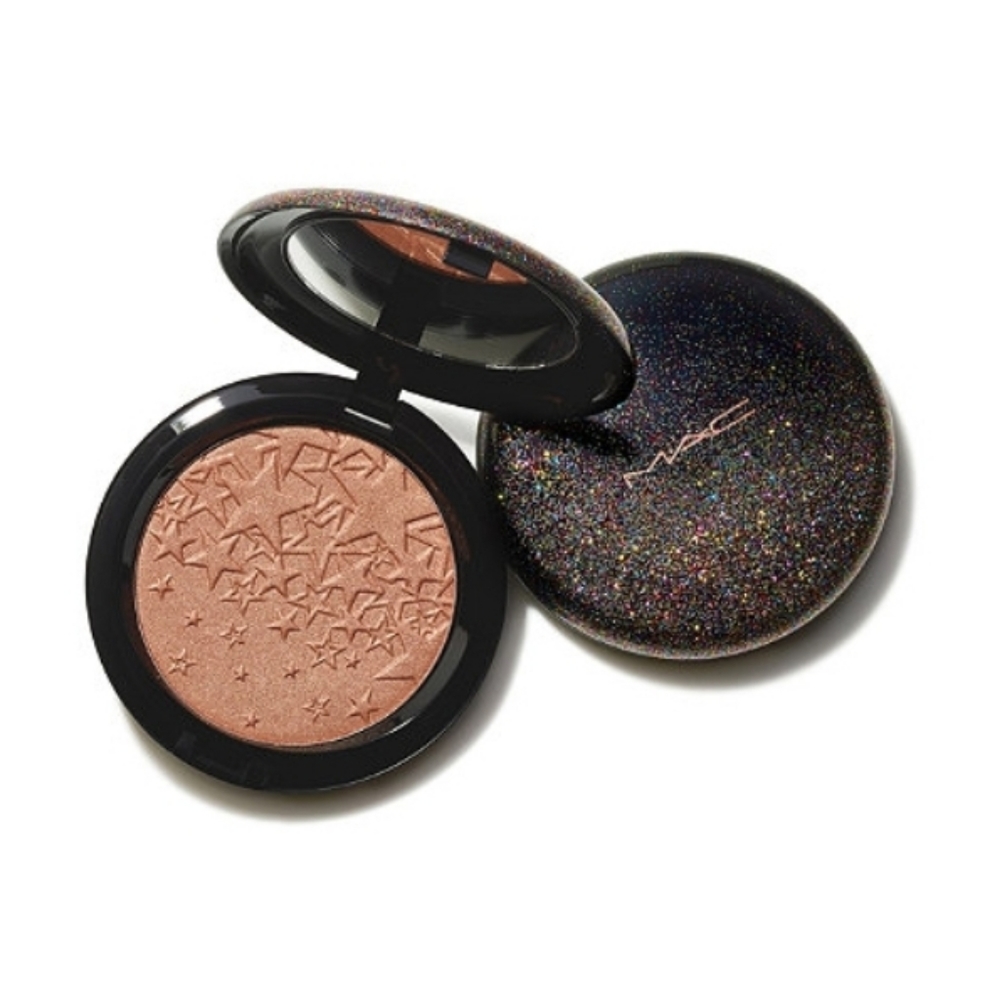 ⭐MAC COSMETICS OPALESCENT POWDER IN RISING STAR⭐